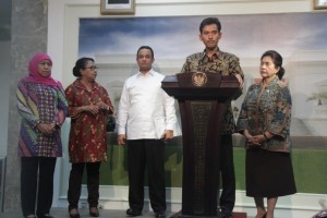 Rapat terbatas dipimpin presiden dengan tema Pencegahan dan Penanggulangan masalah kekerasan terhadap anak (5)