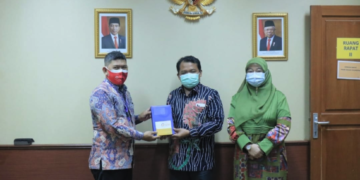 SEBAGAI UPAYA BERINOVASI DALAM KEBIJAKAN DAN PROGRAM PENYELENGGARAAN PERLINDUNGAN ANAK, KPPAD KALIMANTAN BARAT AUDIENSI DENGAN KPAI