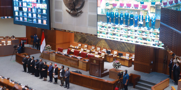 9 ANGGOTA KPAI PERIODE 2022-2027 DISAHKAN MELALUI RAPAT PARIPURNA