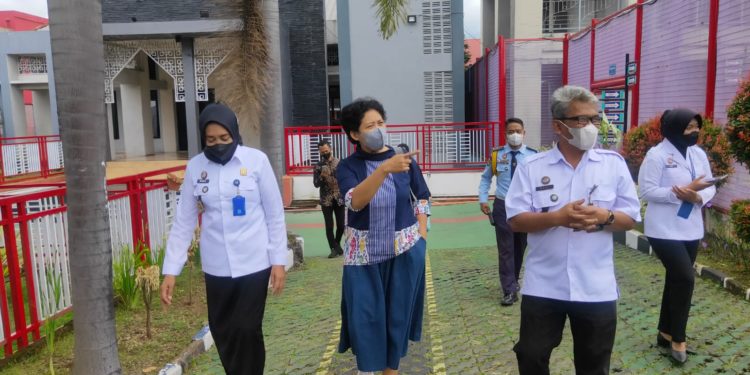 KPAI PENGAWASAN TERHADAP KONDISI ANAK DI LPKS, LPKA, BAPAS KOTA BANDUNG