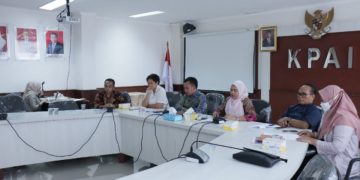 SINERGI TRIPUSAT PENDIDIKAN: BANGUN PARTISIPASI ANAK DAN AKHIRI KEKERASAN KEPADA ANAK PADA SATUAN PENDIDIKAN