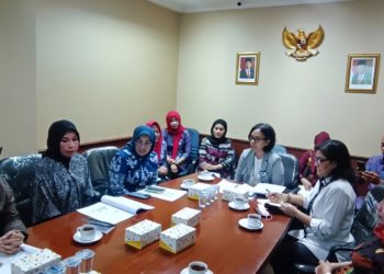 KOMITMEN KABUPATEN KONAWE SELATAN DALAM PEMBENTUKAN KPAD