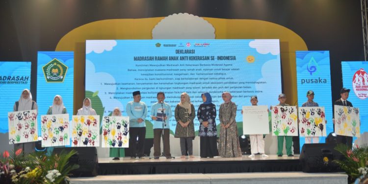 KPAI APRESIASI KEMENAG MENJADI PELOPOR DENGAN MENERBITKAN PAYUNG HUKUM KASUS KEKERASAN SEKSUAL DI SATUAN PENDIDIKAN