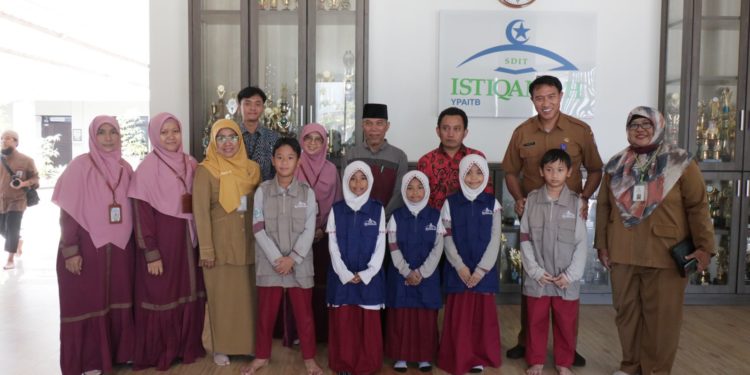 KPAI MEMASTIKAN PRAKTIK BAIK UPAYA KOTA BALIKPAPAN DALAM IMPLEMENTASI SATUAN PENDIDIKAN RAMAH ANAK