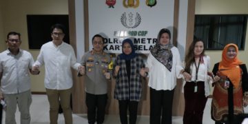 LINDUNGI ANAK DARI KASUS KDRT