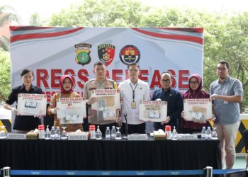 KPAI HADIR DALAM KONFERENSI PERS TERKAIT ANAK KORBAN KEJAHATAN PORNOGRAFI JARINGAN INTERNASIONAL